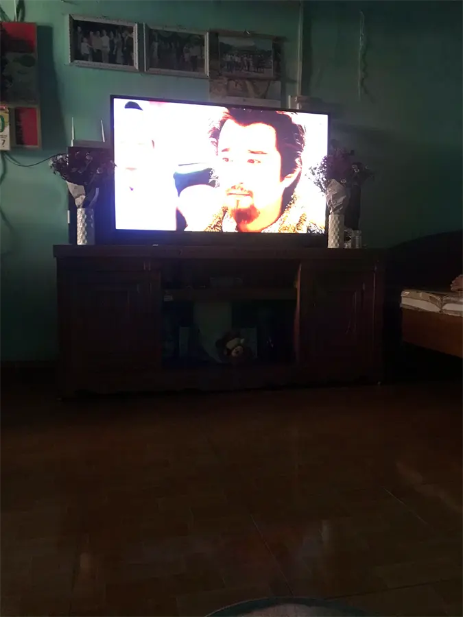 Khách hàng review Smart Tivi LG 4K 49 inch 49UM7400PTA 10