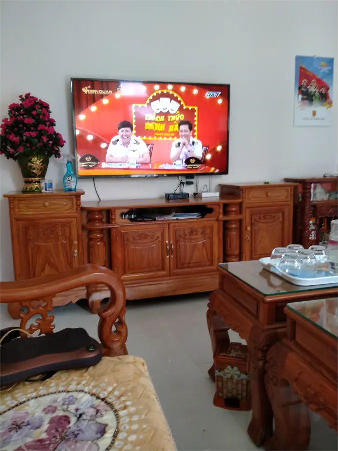 Khách hàng review Smart Tivi LG 4K 55 inch 55UM7400PTA 17