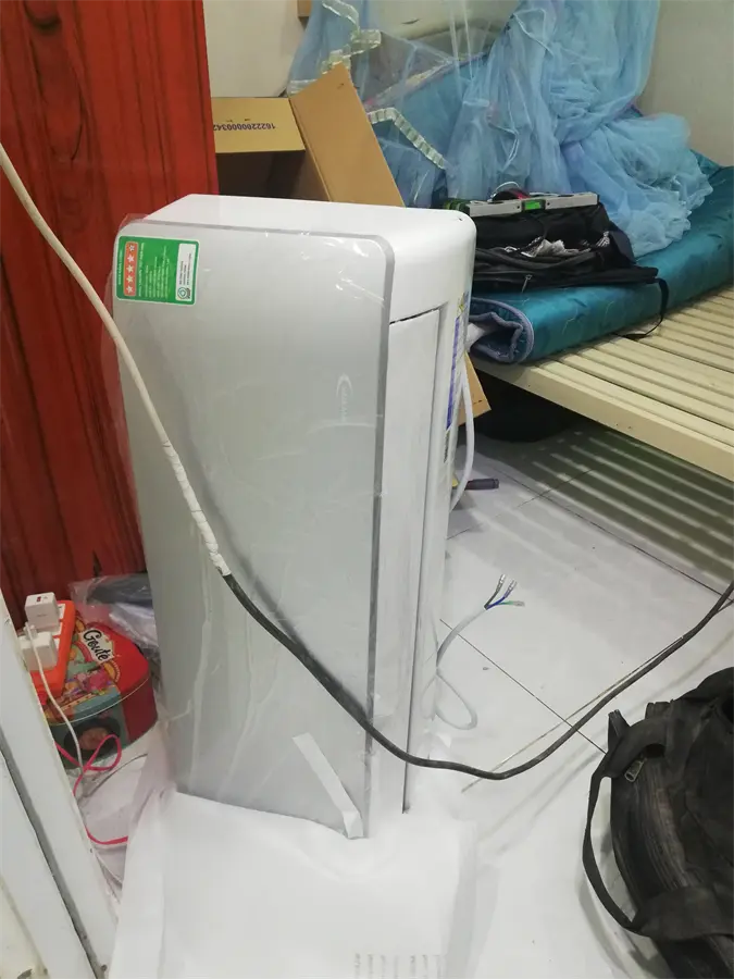 Khách hàng review Máy lạnh Midea Inverter 1 HP MSAB-10CRDN8 4