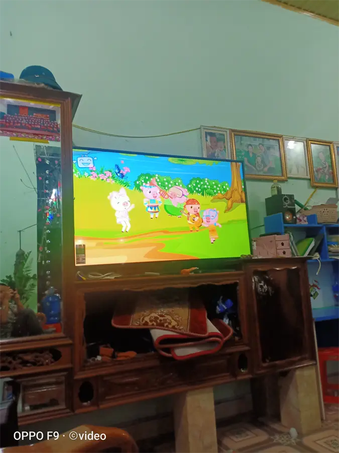 Khách hàng review Smart Tivi LG 4K 55 inch 55UM7400PTA 14