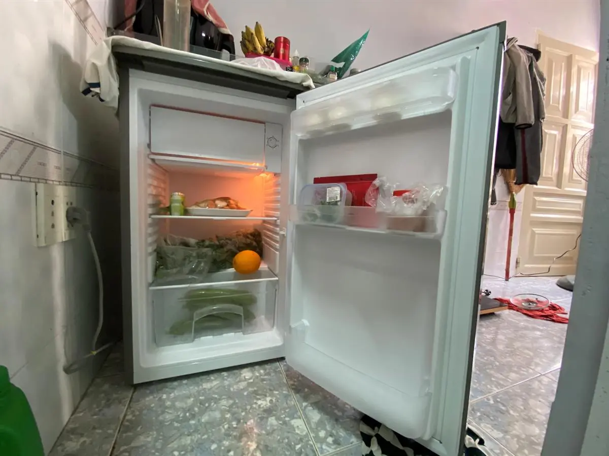 Khách hàng review Tủ lạnh Beko 90 lít RS9050P 4