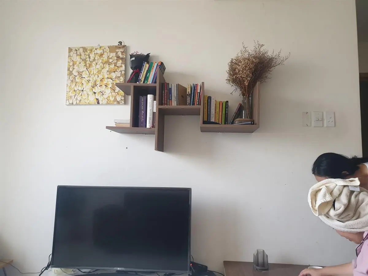 Khách hàng review Smart Tivi LG 4K 43 inch 43UM7400PTA 15