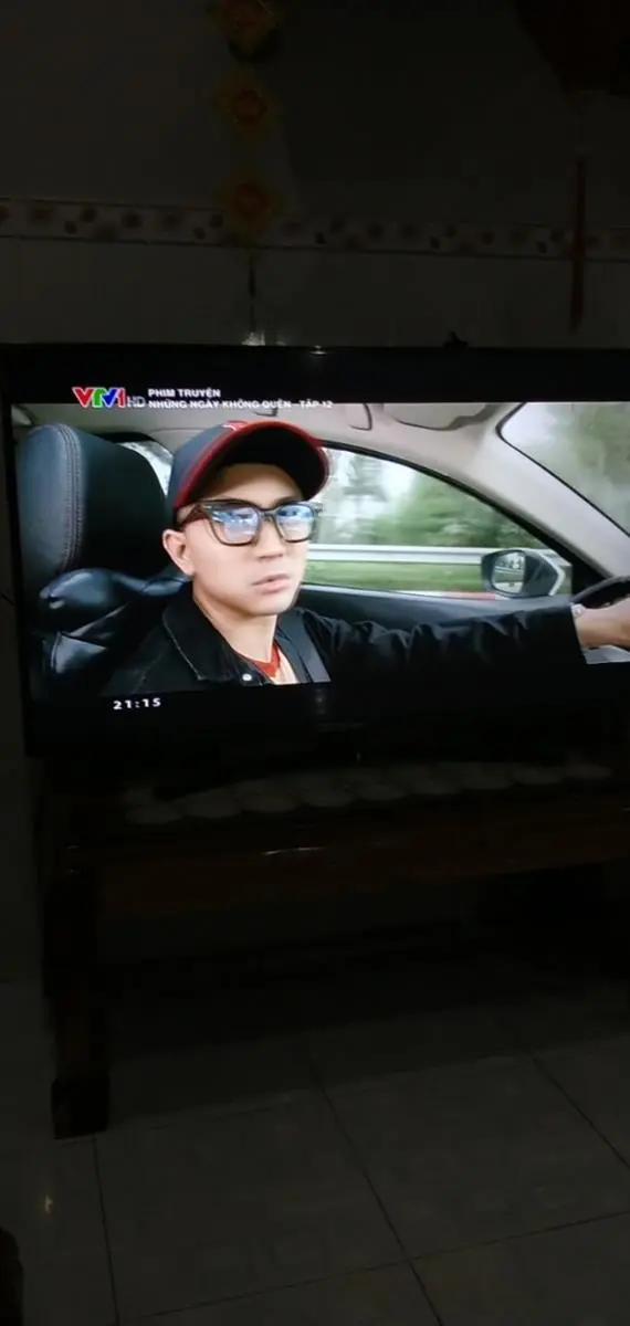 Khách hàng review Smart Tivi LG 4K 55 inch 55UM7400PTA 11
