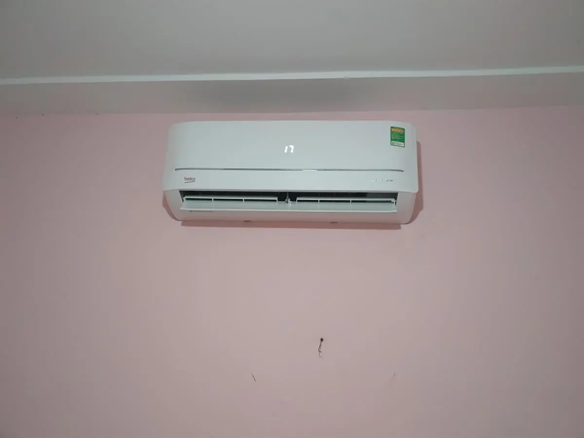 Khách hàng review Máy lạnh Beko Inverter 1 HP RSVC09VS 50