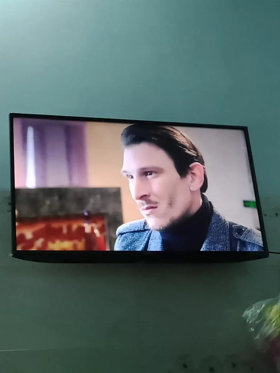 Khách hàng review Smart Tivi LG 4K 43 inch 43UM7400PTA 13