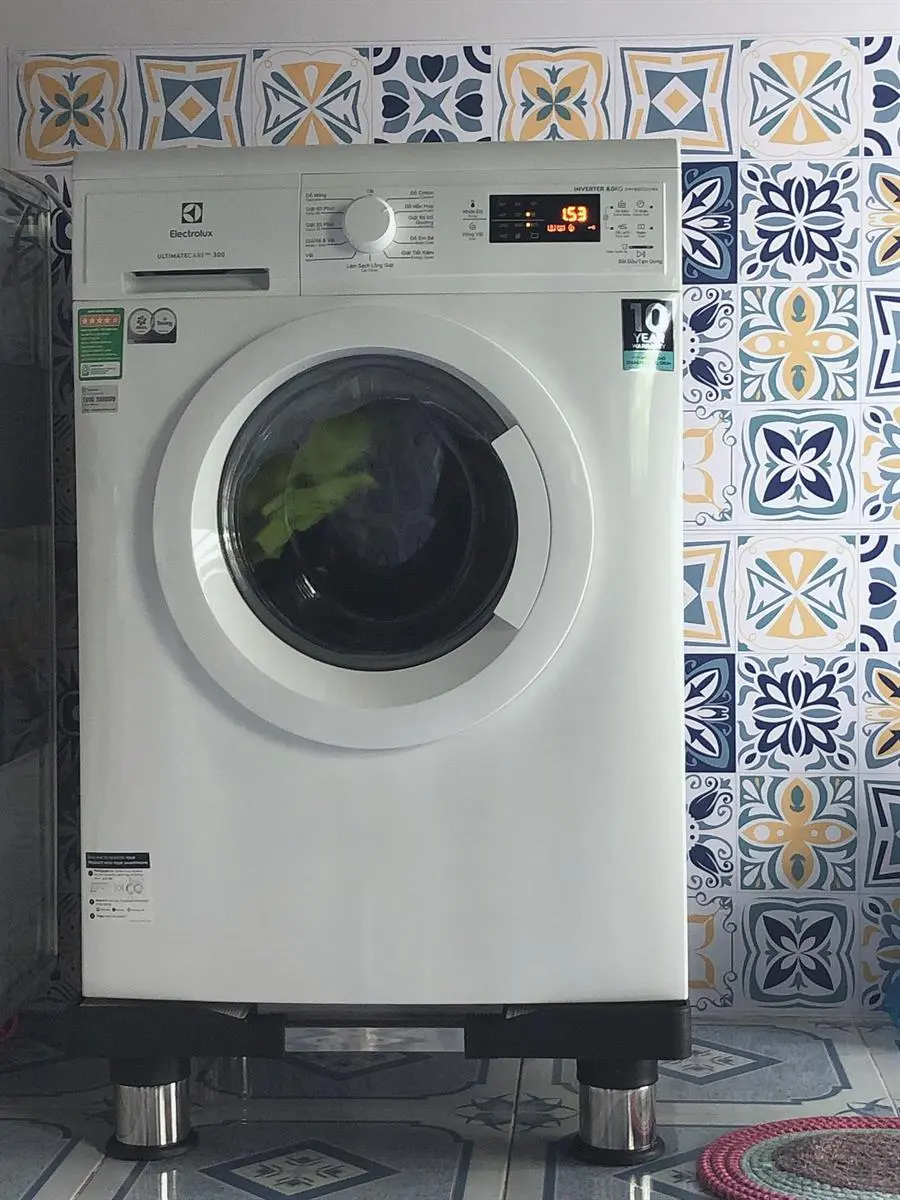 Khách hàng review Máy giặt Electrolux Inverter 8 Kg EWF8025DGWA 5