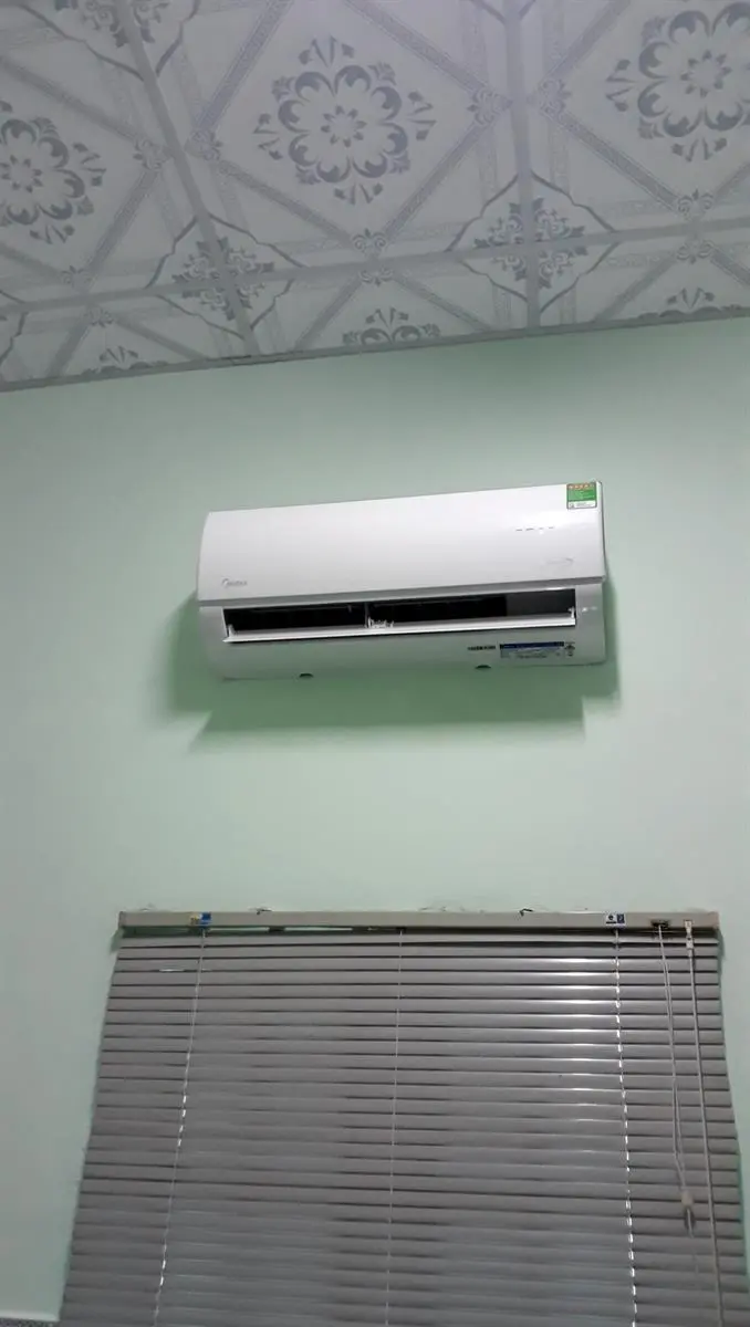 Khách hàng review Điều hòa Midea Inverter 9000 BTU MSAFA-10CRDN8 86