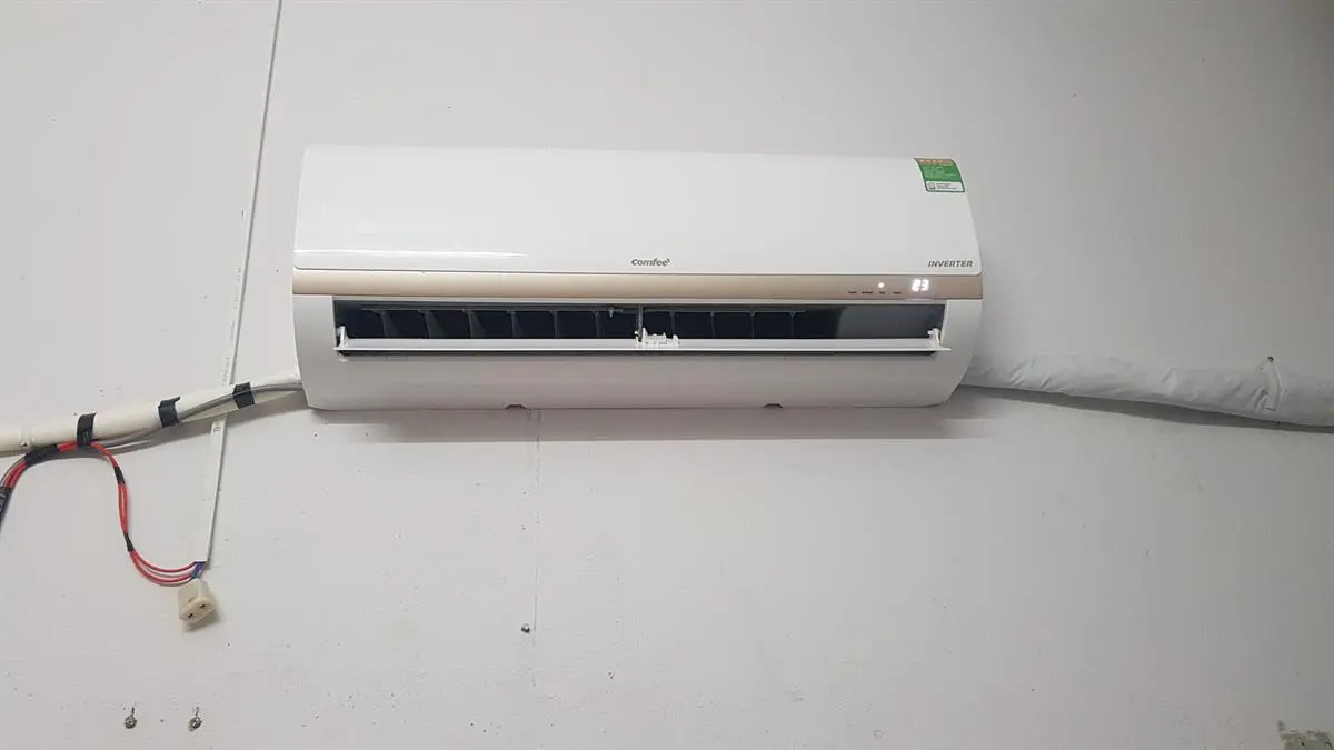 Khách hàng review Máy lạnh Comfee Inverter 1 HP SIRIUS-9ED 4
