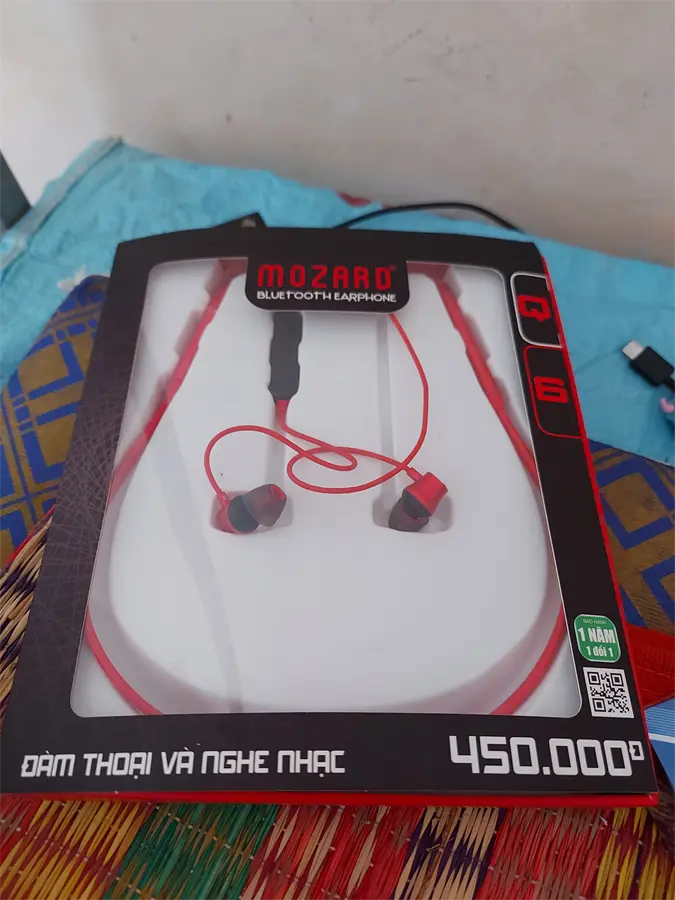 Khách hàng review Tai nghe Bluetooth Mozard Q6 12