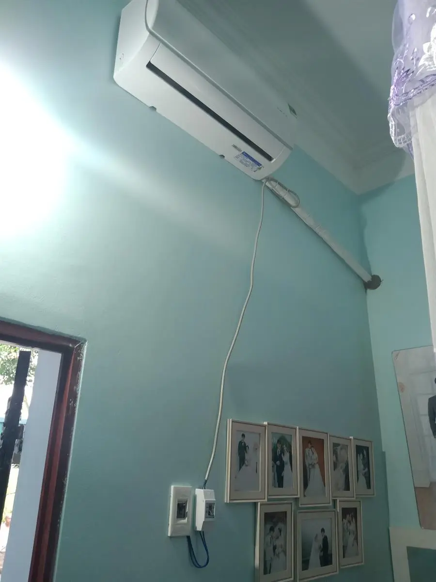 Khách hàng review Điều hòa Midea Inverter 9000 BTU MSAFA-10CRDN8 78
