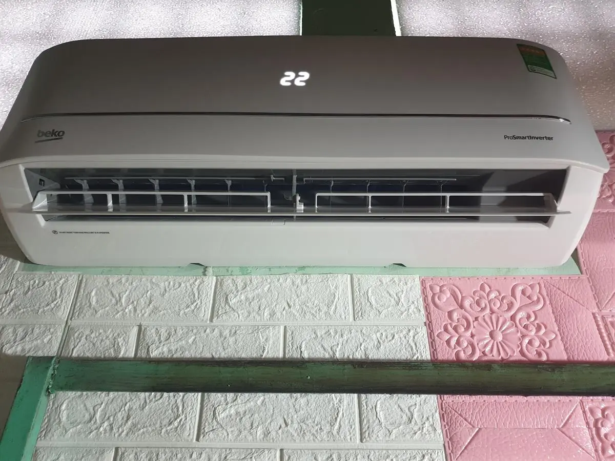 Khách hàng review Máy lạnh Beko Inverter 1 HP RSVC09VS 32