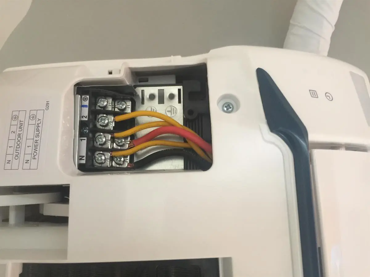 Khách hàng review Máy lạnh Sharp Inverter 1 HP AH-X9XEW 28
