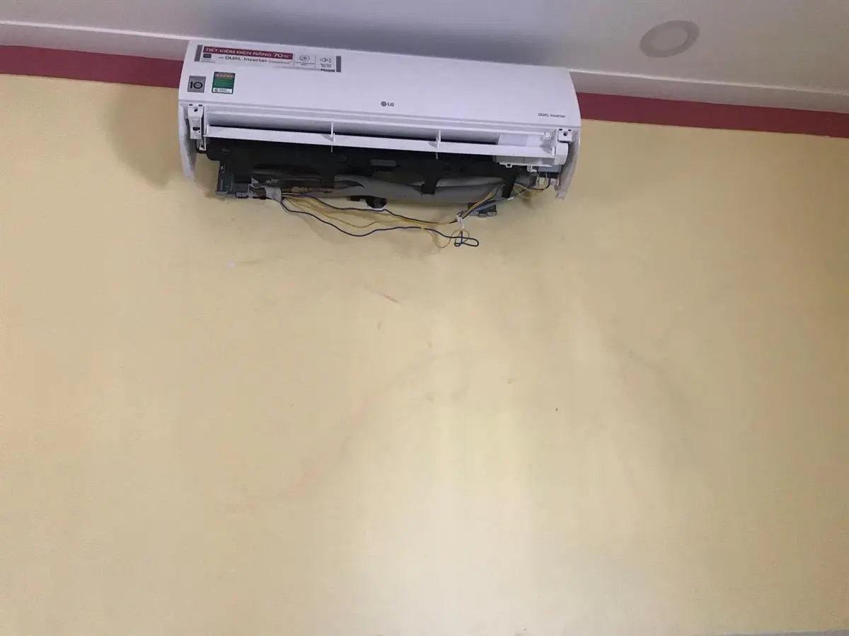 Khách hàng review Máy lạnh LG Wifi Inverter 1.5 HP V13API 2