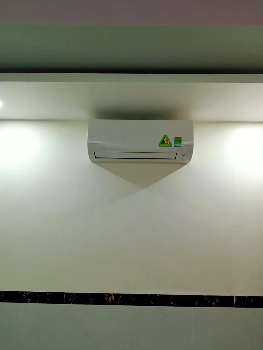 Khách hàng review Máy lạnh Daikin Inverter 1 HP ATKQ25TAVMV 9