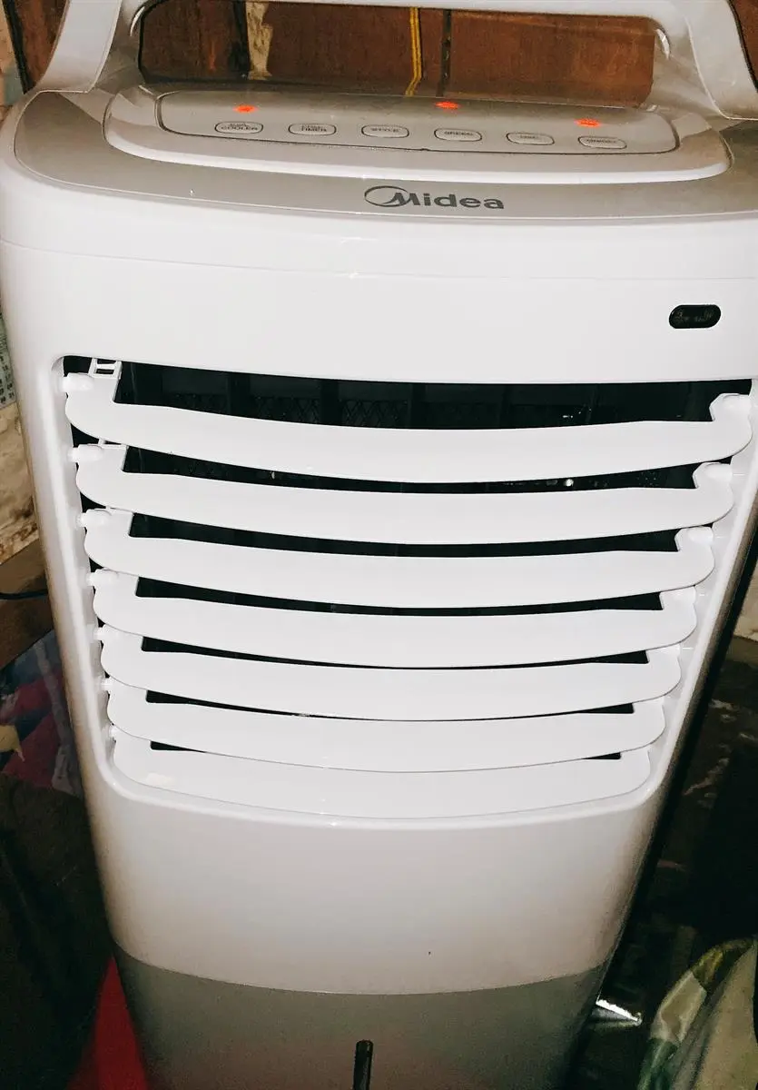 Khách hàng review Quạt điều hòa Midea AC120-16AR 60W 40