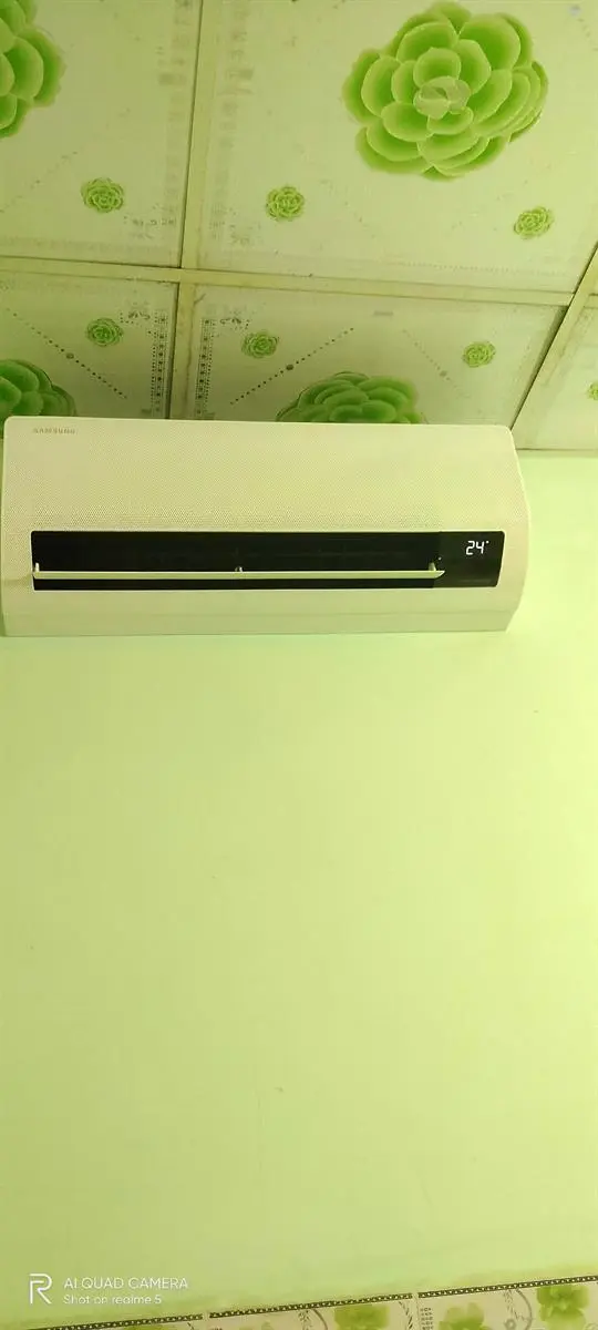 Khách hàng review Máy lạnh Samsung Wind-Free Inverter 1.5 HP AR13TYGCDWKNSV 2