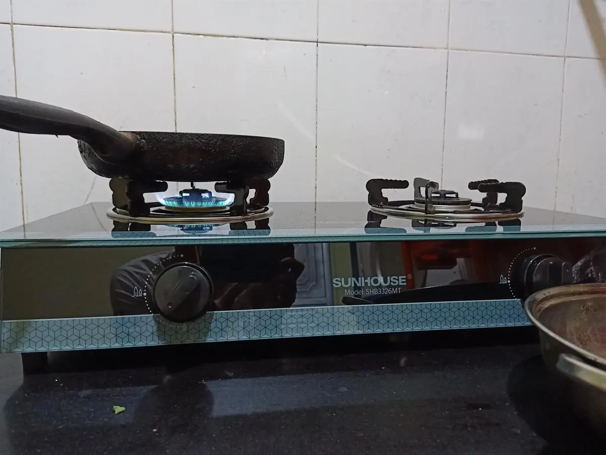 Khách hàng review Bếp ga đôi Sunhouse SHB3326MT 9