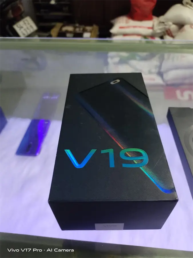 Khách hàng review Điện thoại Vivo V19 7