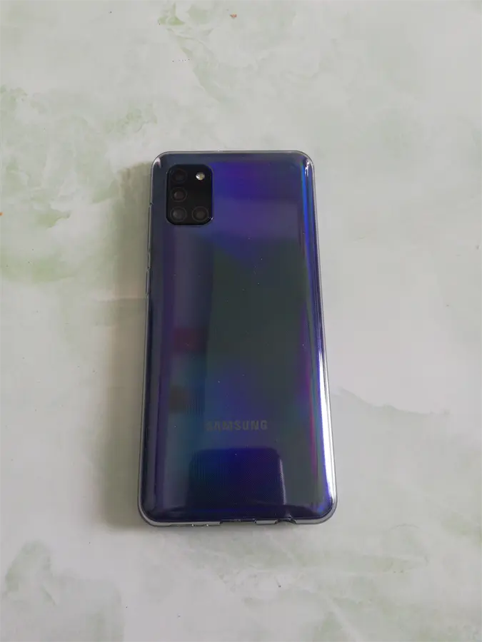 Khách hàng review Điện thoại Samsung Galaxy A31 23