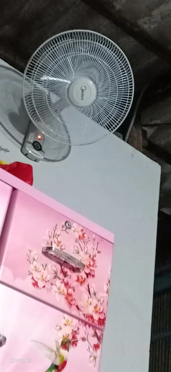 Khách hàng review Quạt treo tường Midea 3 cánh FW40-15VFR 45W 10