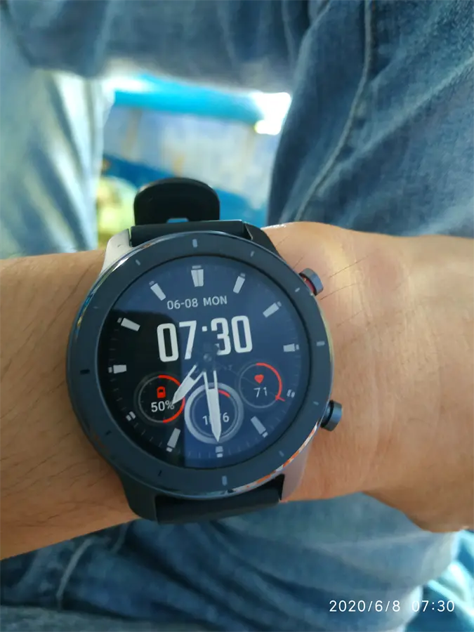 Khách hàng review Đồng hồ thông minh Huami Amazfit GTR 42mm đen 1