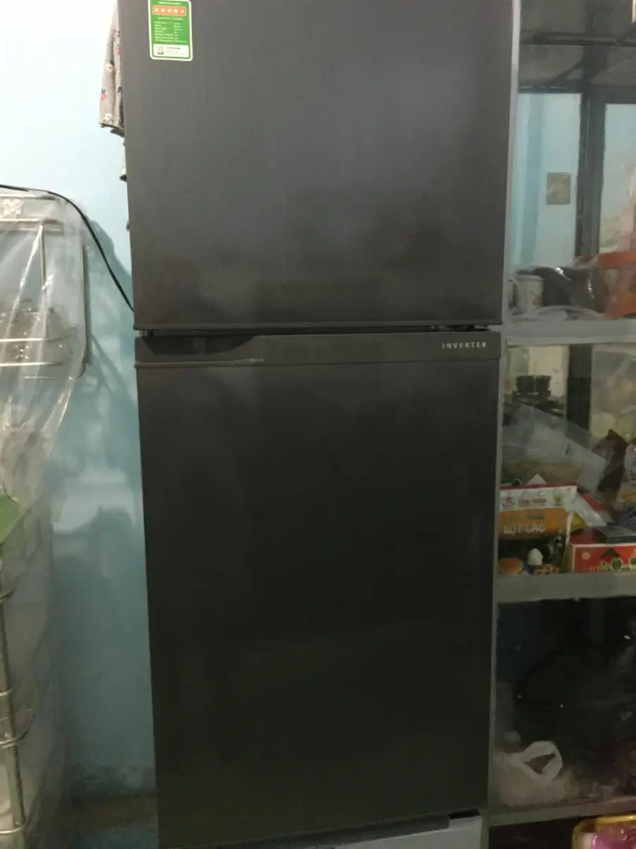 Khách hàng review Tủ lạnh Toshiba Inverter 194 lít GR-A25VS (DS) 8