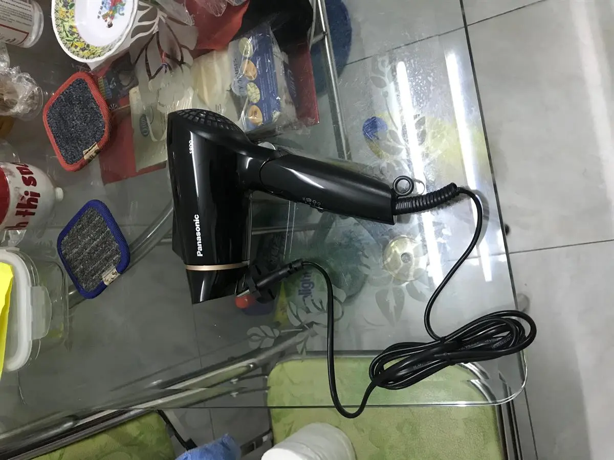 Khách hàng review Máy sấy tóc 1800W Panasonic EH-NE20-K645 6