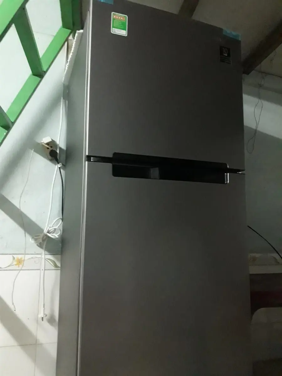 Khách hàng review Tủ lạnh Samsung Inverter 208 lít RT19M300BGS/SV 29