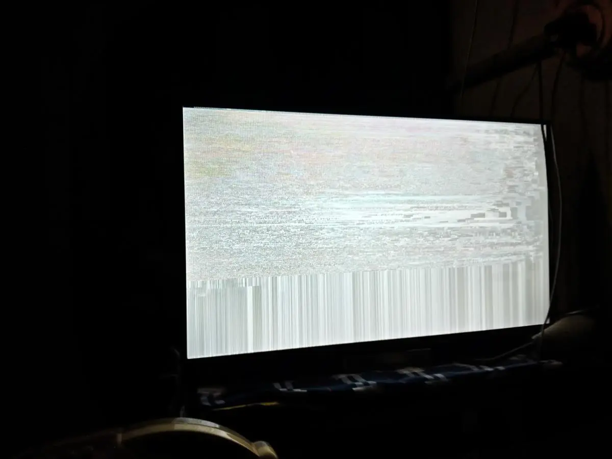 Khách hàng review Tivi Skyworth 32 inch 32TB2000 3