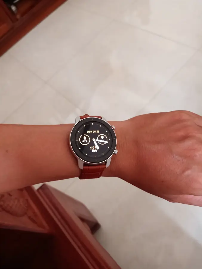 Khách hàng review Đồng hồ thông minh Huami Amazfit GTR 42mm đỏ 1