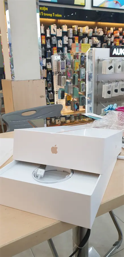 Khách hàng review Máy tính bảng iPad 10.2 inch Wifi 128GB (2019) 1