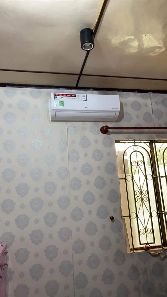 Khách hàng review Máy lạnh LG Inverter 1 HP V10ENH 31