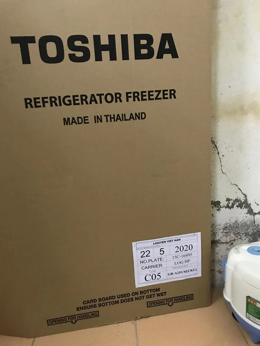 Khách hàng review Tủ lạnh Toshiba Inverter 194 lít GR-A25VM (UKG) 2