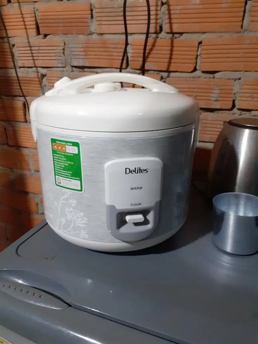 Khách hàng review Nồi cơm nắp gài Delites 1.8 lít NCG1805 57