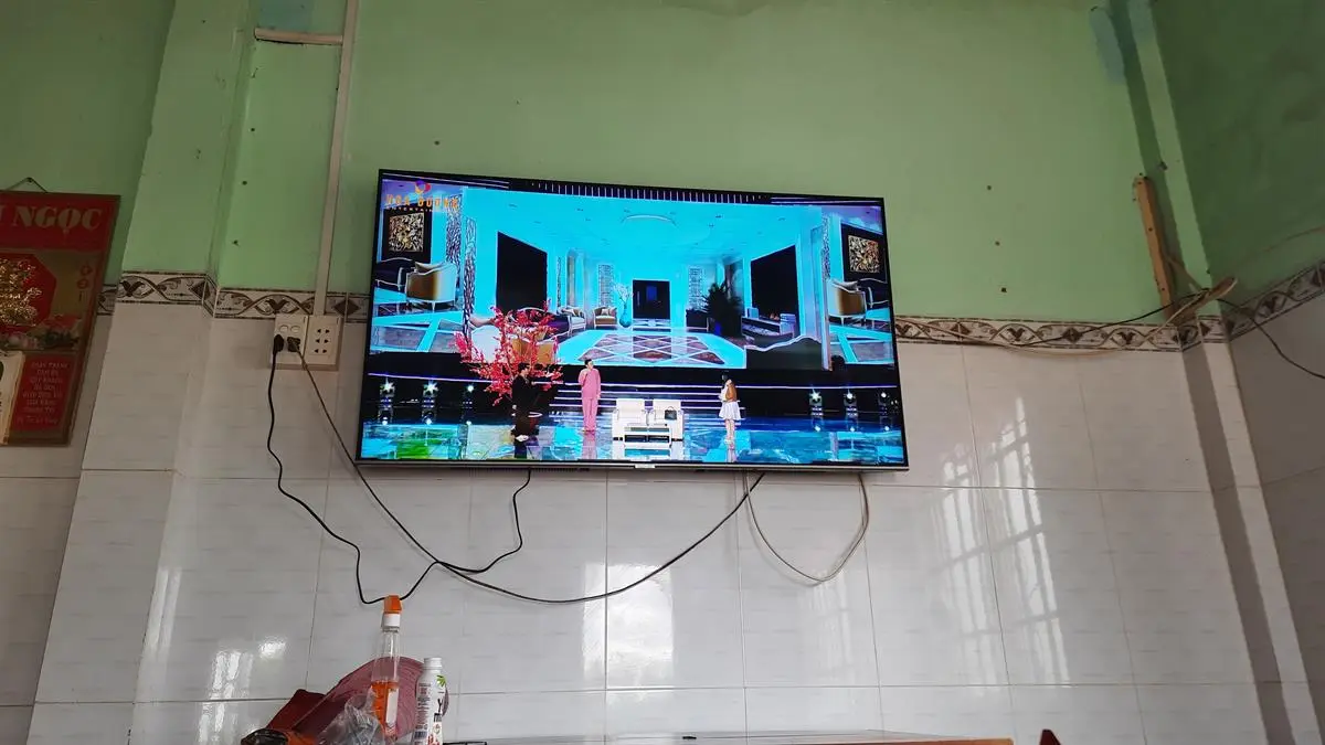 Khách hàng review Smart Tivi QLED Samsung 4K 55 inch QA55Q70T 1