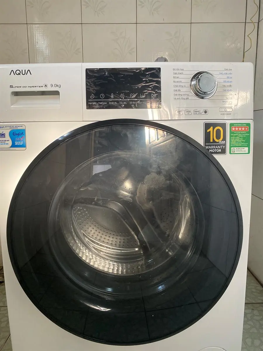 Khách hàng review Máy giặt Aqua Inverter 9 kg AQD-D900F W 1