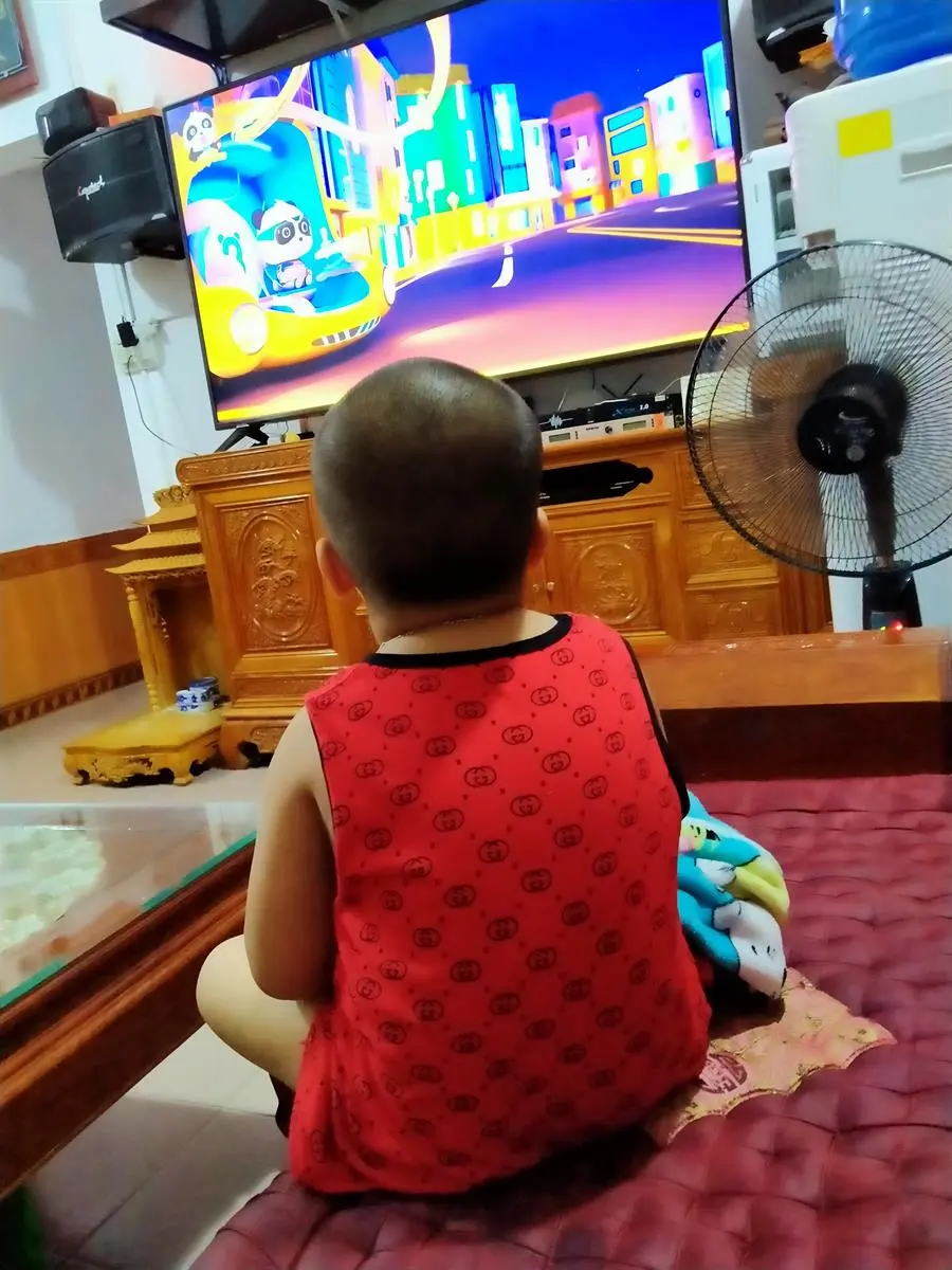 Khách hàng review Smart Tivi LG 4K 75 inch 75UM7500PTA 2