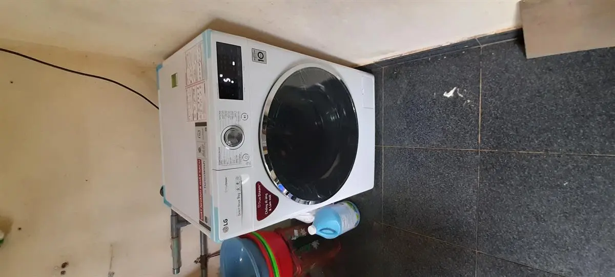 Khách hàng review Máy giặt LG Inverter 9 kg FC1409S2W 13