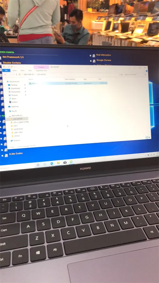 Khách hàng review Laptop Huawei MateBook D 15 R5 3500U 8GB/256GB 1TB/Win10 (Boh-WAQ9R) 4