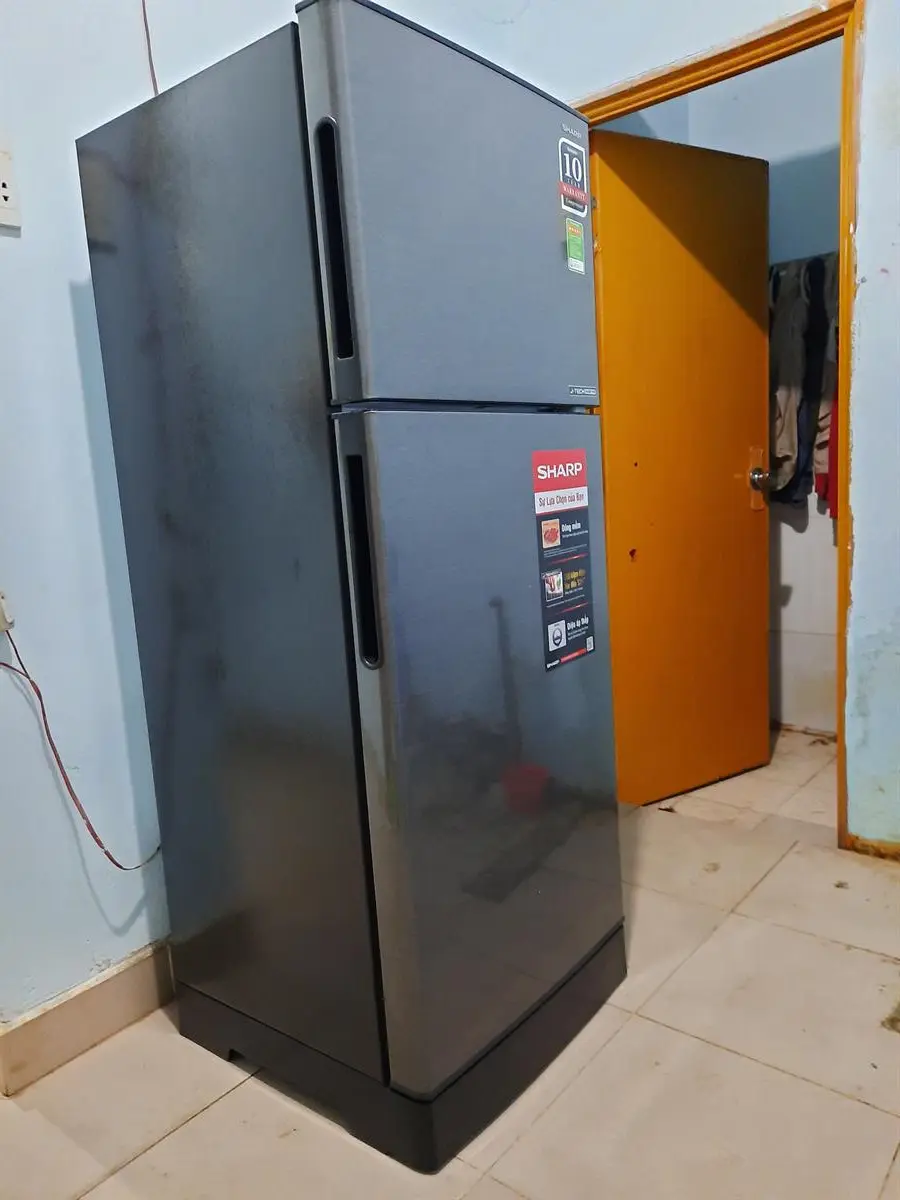 Khách hàng review Tủ lạnh Sharp Inverter 182 lít SJ-X201E-DS 13