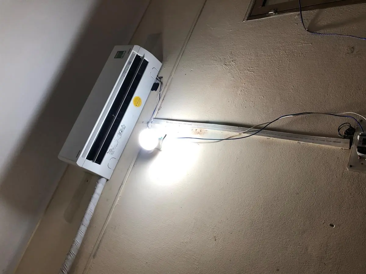 Khách hàng review Máy lạnh Toshiba Inverter 1 HP RAS-H10D2KCVG-V 25