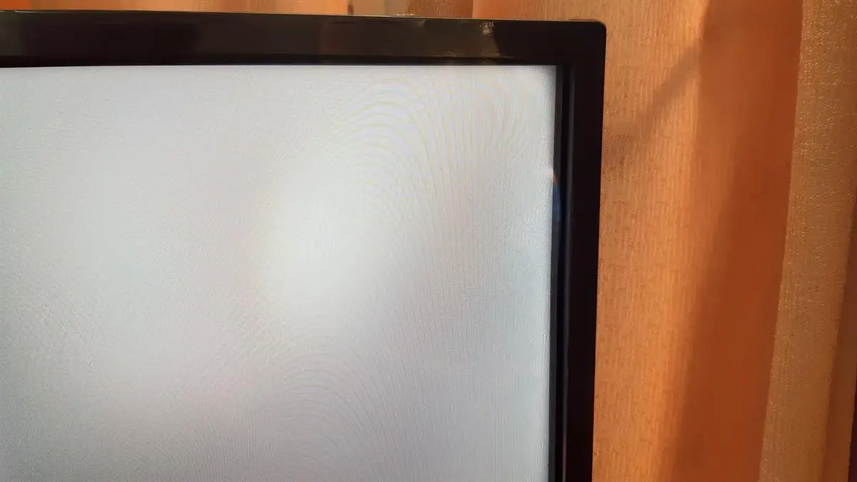 Khách hàng review Smart Tivi LG 4K 43 inch 43UM7400PTA 7