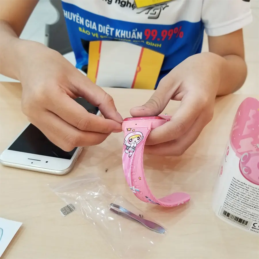 Khách hàng review Đồng hồ định vị trẻ em Kidcare 08S 5