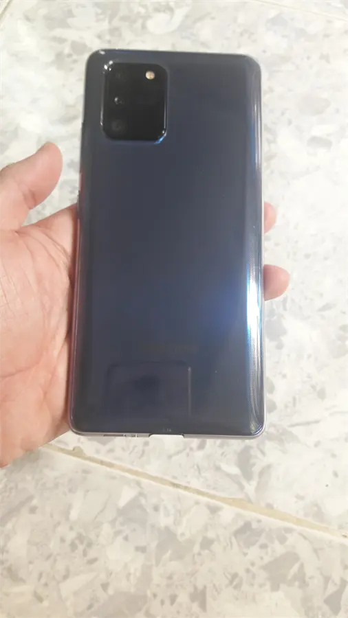 Khách hàng review Điện thoại Samsung Galaxy S10 Lite 6