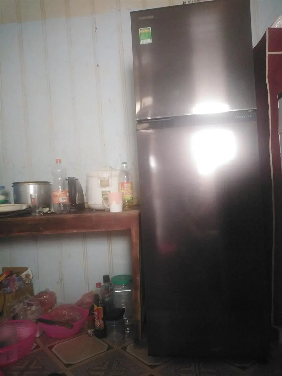 Khách hàng review Tủ lạnh Toshiba Inverter 253 lít GR-B31VU SK 16