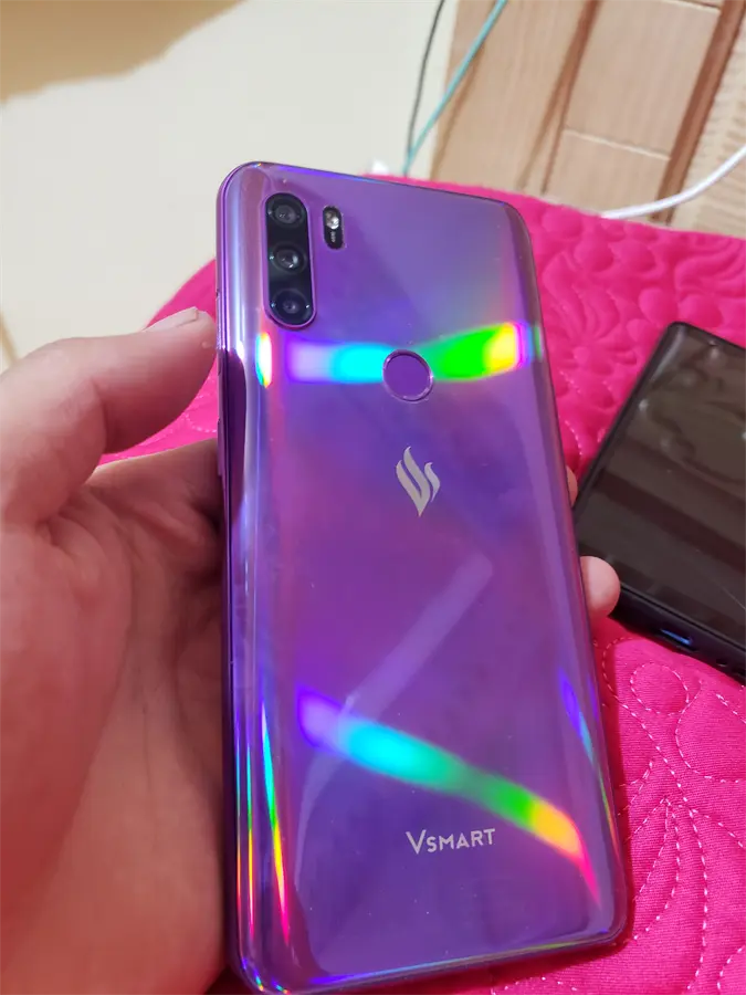 Khách hàng review Điện thoại Vsmart Active 3 (6GB/64GB) 25