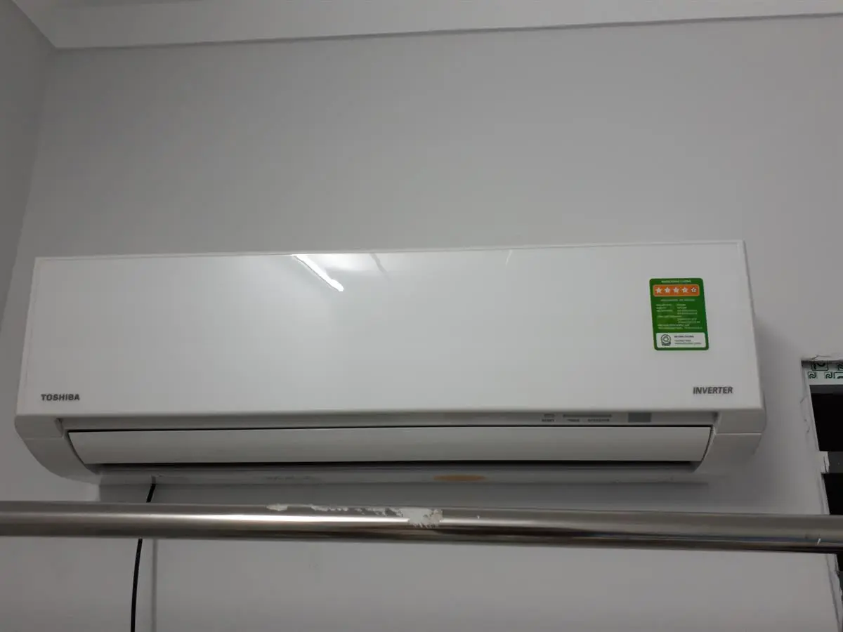 Khách hàng review Máy lạnh Toshiba Inverter 1 HP RAS-H10D2KCVG-V 24