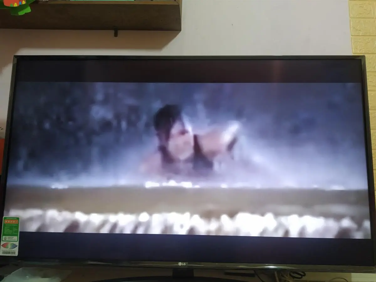 Khách hàng review Smart Tivi LG 4K 49 inch 49UM7400PTA 1