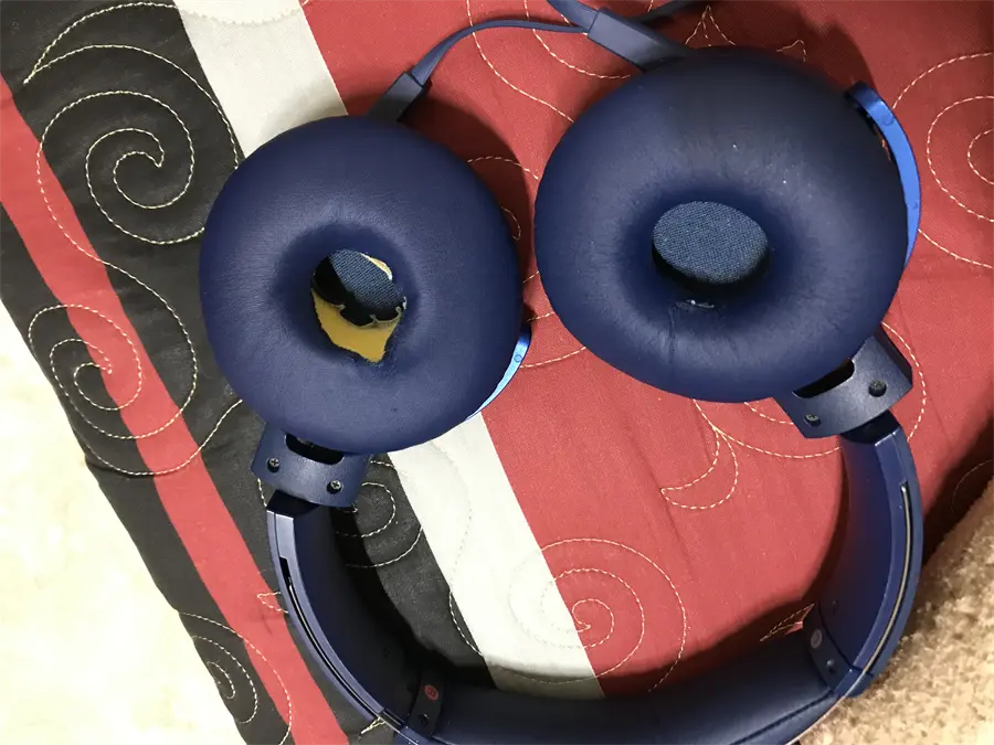 Khách hàng review Tai nghe chụp tai Sony Extra Bass MDR-XB550AP 3