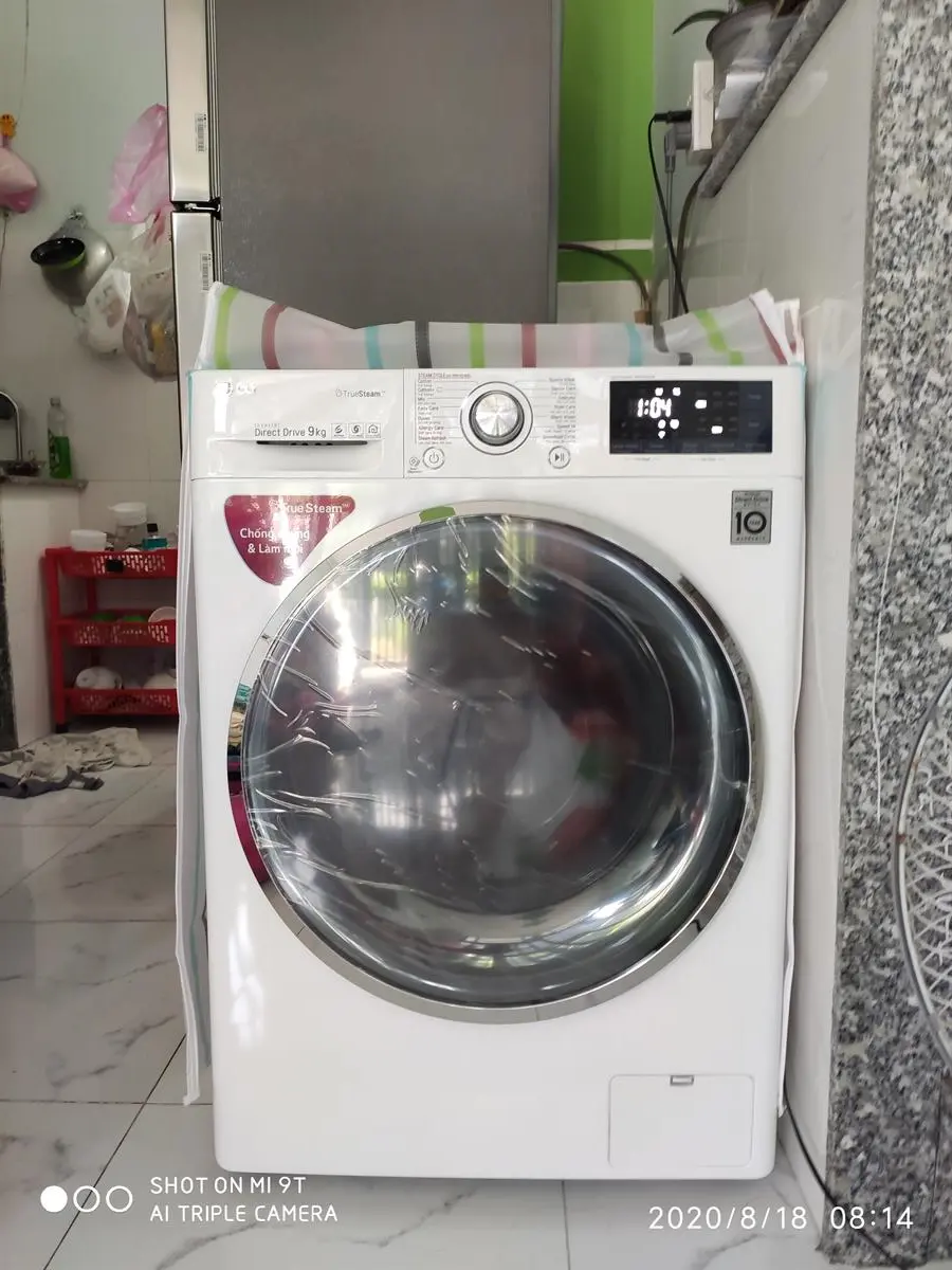 Khách hàng review Máy giặt LG Inverter 9 kg FC1409S2W 11
